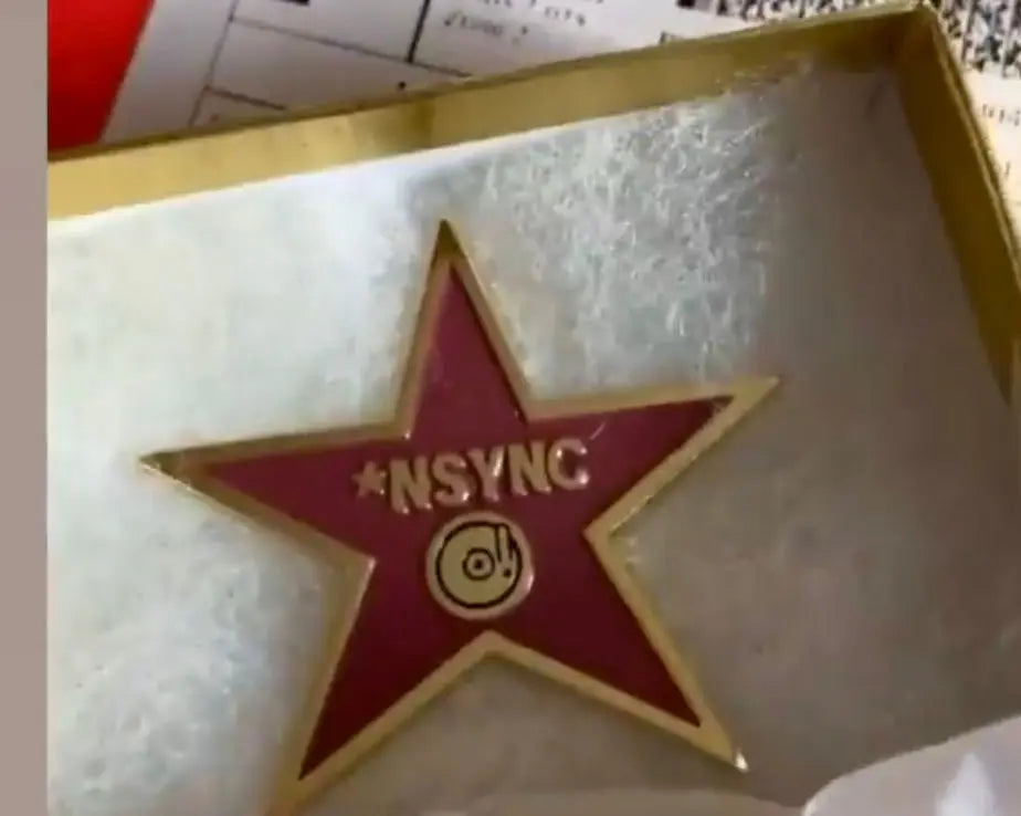 *NSYNC’s WOF STAR PIN! Rodra’s Room